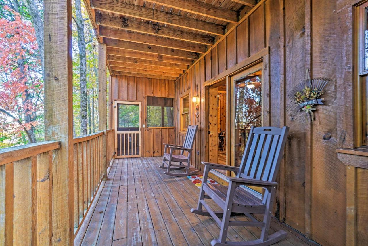 Grin N Bear It Cabin With Hot Tub And Fire Pit! Піджен-Фордж Екстер'єр фото