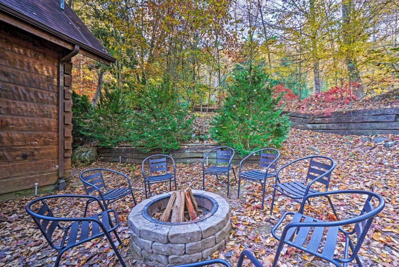 Grin N Bear It Cabin With Hot Tub And Fire Pit! Піджен-Фордж Екстер'єр фото